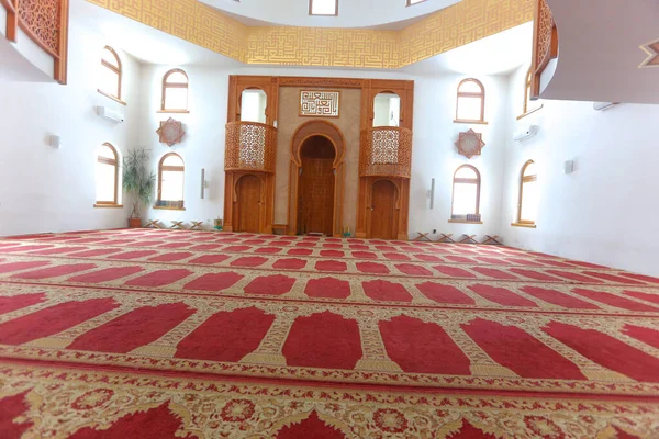 Mosquée Omer ibn Hattab à Sarajevo, Bosnie-Herzégovine, int — Photo