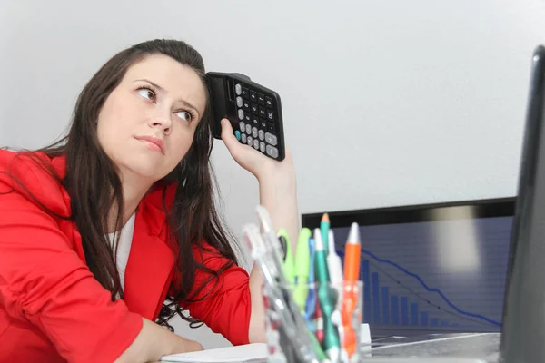 Businesswoman frustated with work, has a lot of work at the offi — Stock Photo, Image