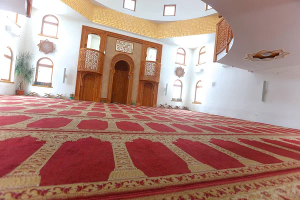 Mosquée Omer ibn Hattab à Sarajevo, Bosnie-Herzégovine, int — Photo