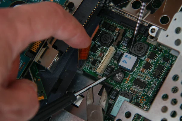 Profesyonel laptop onarım