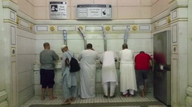 Mekke, Suudi Arabistan, Eylül 2016 - Umre veya Haram cami de hac Mekke gerçekleştirmek için toplanan dünyanın dört bir yanından gelen Müslüman Hacı.