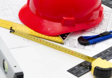 Kask ve inşaat çizimleri ve Binalar için Araçlar