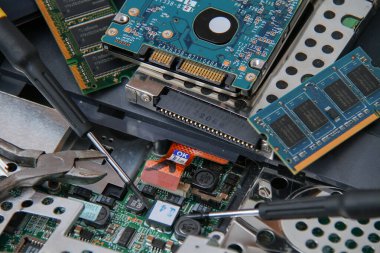 Profesyonel laptop onarım