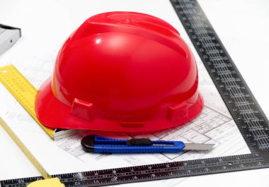 Kask ve inşaat çizimleri ve Binalar için Araçlar
