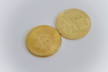 Bitcoin, Dijital Kripto Para - Bitcoin sembollü altın para