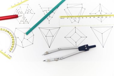 Pusula ile araçlar çizmek - iş kavramı