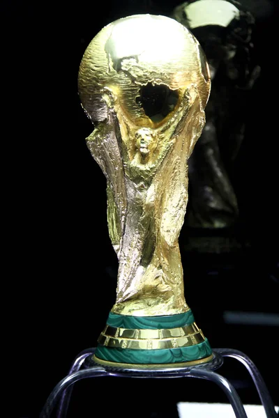 Sarajevo Bosnia Herzegovina March 2014 World Cup Trophy Black Background — Stock Photo, Image