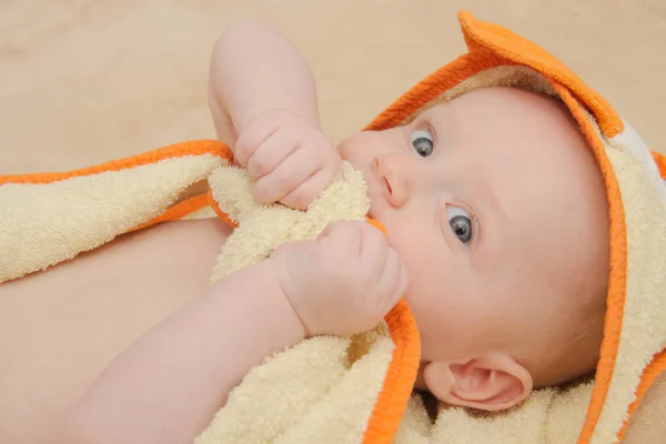 Güzel bebek çocuk, beş aylık — Stok fotoğraf