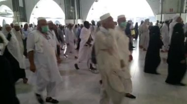 Mekke, Suudi Arabistan, Eylül 2016 - Umre veya Haram cami de hac Mekke gerçekleştirmek için toplanan dünyanın dört bir yanından gelen Müslüman Hacı.