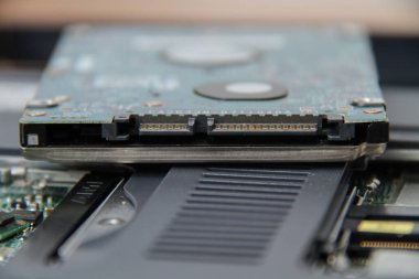 Profesyonel laptop onarım