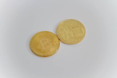 Bitcoin, Dijital Kripto Para - Bitcoin sembollü altın para