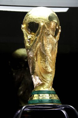 Saraybosna, Bosna-Hersek, Mart 2014 'te, Dünya Kupası Kupası' nın siyah Arkaplan Kupası, 1974 'te tanıtıldı. Malakit bazlı 18 karat altından yapılmış.. 