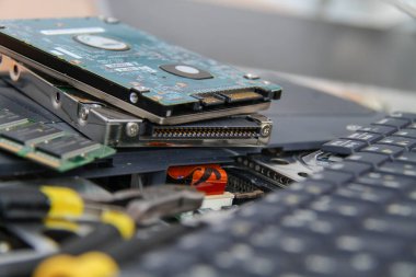 Profesyonel laptop onarım