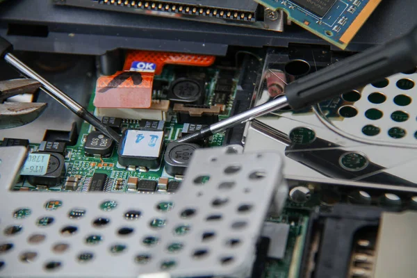 Professionele laptop reparatie — Stockfoto