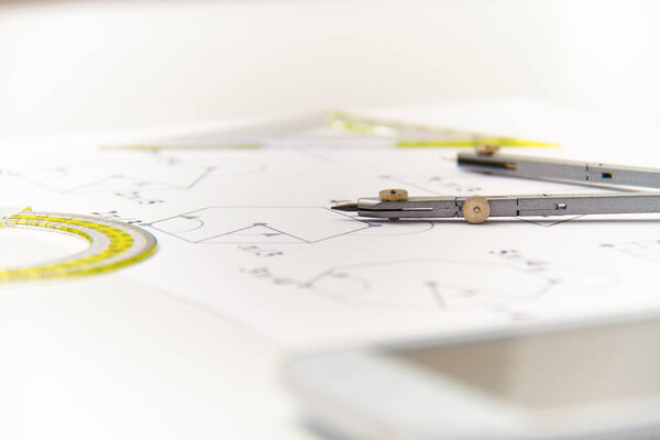 Drawing tools with compass