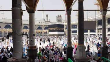 Mekke, Suudi Arabistan, Eylül 2016 - Umre veya Haram cami de hac Mekke gerçekleştirmek için toplanan dünyanın dört bir yanından gelen Müslüman Hacı.