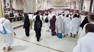 Mekke, Suudi Arabistan, Eylül 2016 - Umre veya Haram cami de hac Mekke gerçekleştirmek için toplanan dünyanın dört bir yanından gelen Müslüman Hacı.