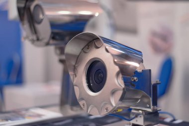 Güvenlik kamerası ya da ofis binasındaki gözetleme sistemi., 