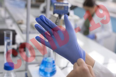 Coronavirus 'u kabul et. Corona virüsü tedavisi için bilim adamı ya da doktor araştırması ilaç ve laboratuvarda ya da hastanede araştırma.