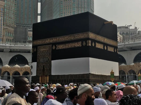 2019年8月 来自世界各地的穆斯林朝圣者聚集在沙特阿拉伯麦加圣地清真寺朝圣或朝圣 在朝圣或朝圣的日子 — 图库照片