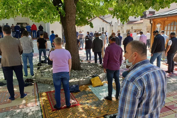 Páteční Ramadánská Modlitba Sarajevo Bosna Hercegovina Května2020 Muslimové Berou Každý — Stock fotografie