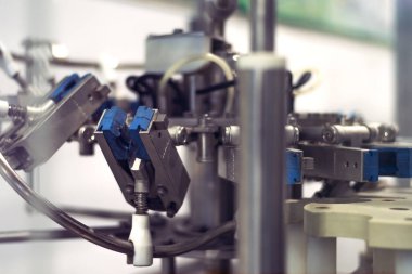 Fabrika veya bitki üretiminin içme suyu, endüstriyel içecekler, su arıtma tesisi, su arıtma ve teslimat işi, nüfus arasında temiz su eksikliğiyle mücadele