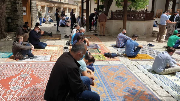 Sexta Feira Ramadã Rezar Sarajevo Bósnia Herzegovina Maio 2020 Muçulmanos — Fotografia de Stock