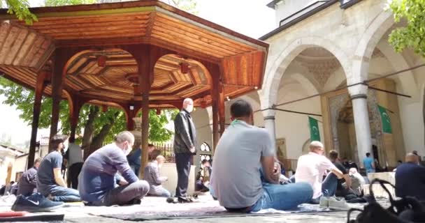 Fredag Ramadan Pray Sarajevo Bosnien Och Hercegovina Maj 2020 Muslimer — Stockvideo