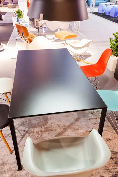 sandalye içinde ev iş