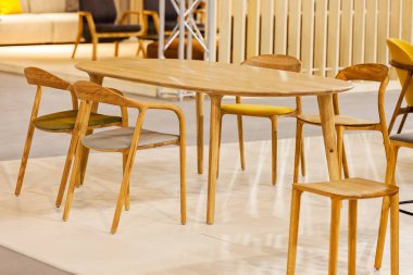 mutfak sandalye sergi salonunda Not sığ derinlik-in tarla tip