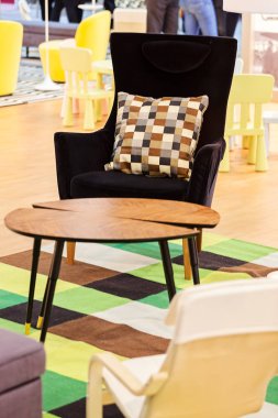 model modern koltuk, not alan sığ derinliği örneği