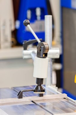 mobilya yapmak için makine