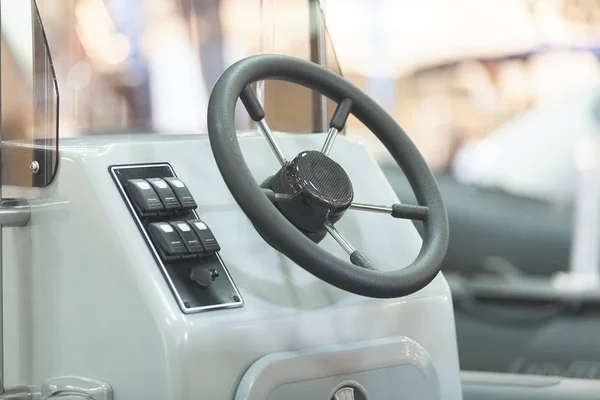 Steering Speedboat Note Shallow Depth Field — Stock Photo, Image