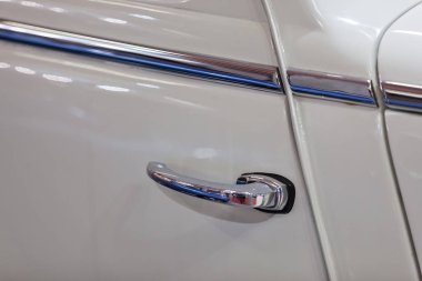 kapı kolları, kapı kilidi, not alan sığ derinliği ile ihtiyar