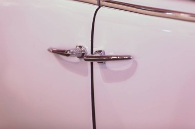 kapı kolları, kapı kilidi, not alan sığ derinliği ile ihtiyar