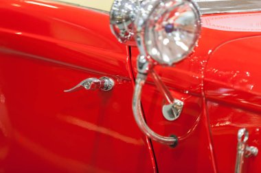 motorlu araçlar, not alan sığ derinliği üzerinde dikiz aynası