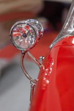 Vintage arabalar, Not alan sığ derinliği ayna