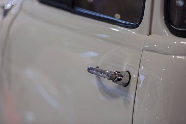 kapı kolları, kapı kilidi, not alan sığ derinliği ile ihtiyar