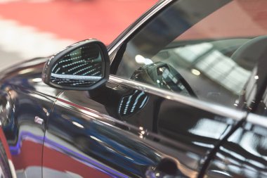 motorlu araçlar, not alan sığ derinliği üzerinde dikiz aynası