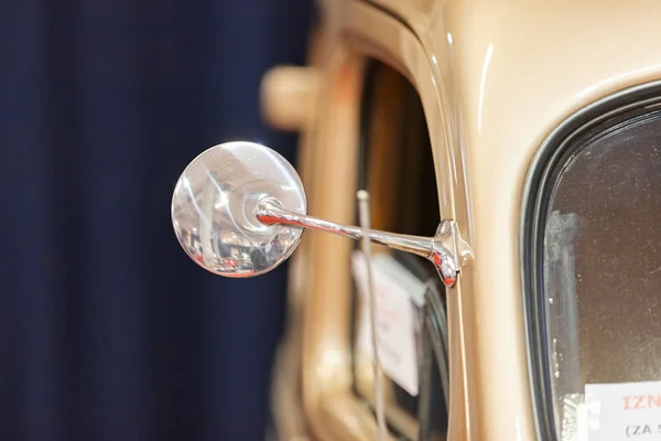 Specchio Auto Epoca Nota Profondità Campo Poco Profonda — Foto Stock