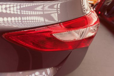 fren lambaları araçlarda, not alan sığ derinliği