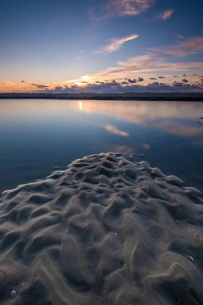 Tranquil colorful sunset over sea, viewed from the dutch coast. The Netherlands — 图库照片