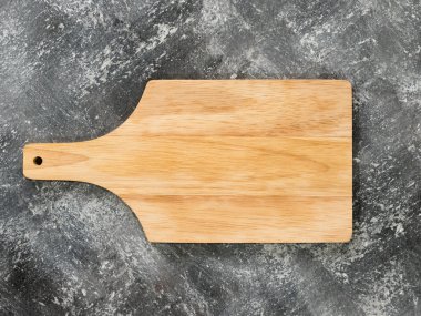 Boş ahşap tepsi üstten görünüm grunge arka plan üzerinde.