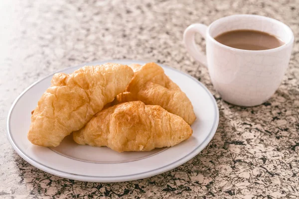 Breakfast Cup Coffee Croissant Table — Stock Photo, Image