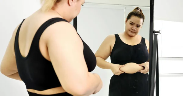 Chubby Woman Standing Looking Her Stomach Mirror — Stock Photo, Image