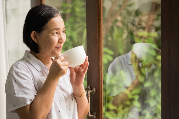 Asian Woman Holding Cup Tea Looking — Stock Photo, Image