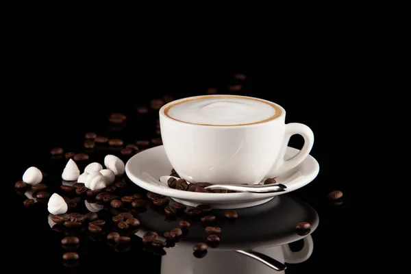 Classic white cappuccino Cup on dark background. Coffee beans, m — Stock Photo, Image