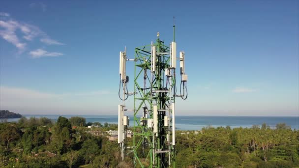 Torre Telecomunicaciones — Vídeos de Stock