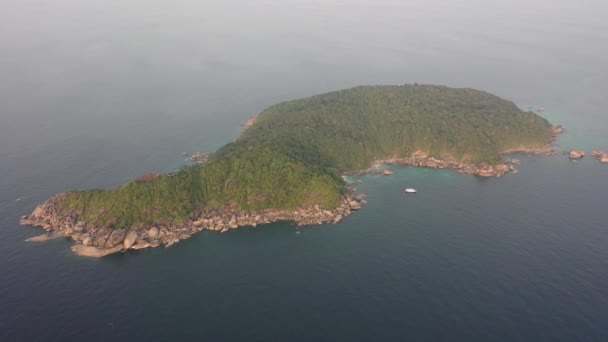 Tropik Adanın Havadan Görünüşü Similan Adaları Tayland — Stok video