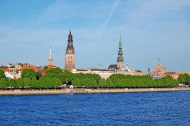 Letonya 'nın Riga şehrinin gökyüzü manzarası çok güzel.